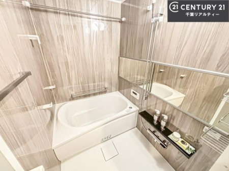 ���� 1���̔�����������Ɩ����Ă���闁���ł��B
�������̑f�G�ȃ����N�[�[�V�����ꏊ�ł��ˁB