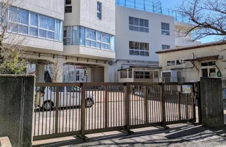 ���ӊ� �y���w�Z�z�s��s���S�����w�Z�F570m