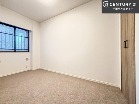 �Q�� �D���������������ޗm���́A���̖ڊo�߂��C�������ǂ������ł��ˁB���������Ԃ��������Ɖ߂������Ƃ��ł��܂��B�D�����F�����̃t���[�����O���ǂ�ȉƋ�ɂ��}�b�`���܂��I