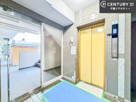 ���̑����p�� �G���x�[�^�[�����ŁA���X�̈ړ������K�B
�����̓��₨�ו��̑������ł��A�X���[�Y�ɂ��A��������܂��B