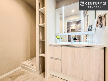 ���ʑ�E���ʏ� ���t�H�[���ɂ����[�͂����߂����ʏ��B
�g���₷���Ɛ����������˔�������ԂɎd�オ���Ă��܂��B