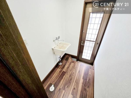 ���̑����� �����t����1.5���[�˂́A�|����K�[�f�j���O�p�i�̊Ǘ��ɂ��œK�B���[�����łȂ�������Ƃ�����ƃX�y�[�X�Ƃ��Ă����􂵂܂��B