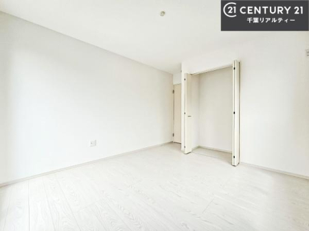 �Q�� �V���v���Ƀf�U�C������Ă��邽�߁A�Ƌ��I�т܂���I
���C�ɓ���̉Ƌ��u���Ă��낰���Ԃ���邱�Ƃ��ł��܂��B