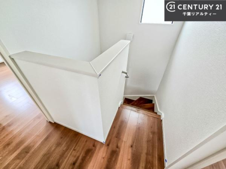 ���̑����� �K�i�͖��邭�萠������Ă��܂��B���q�l�₲�N�z�̕������S���Ă����p�����܂��ˁB