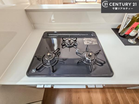 �L�b�`�� �R�����͎O������̂ł������̓����i�s���ł��܂��B
�������O�����t���ł��B�����X�y�[�X���L�X���Ă���׍�Ƃ����₷���I�g�����肪�ǂ��V�X�e���L�b�`���ł��I