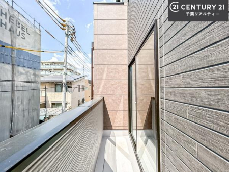 �o���R�j�[ �z������ǍD�ȃo���R�j�[�ł��I���ꂽ���ɂ͐�������n����J���I�Ȏ��Ԃ��y���߂܂��B