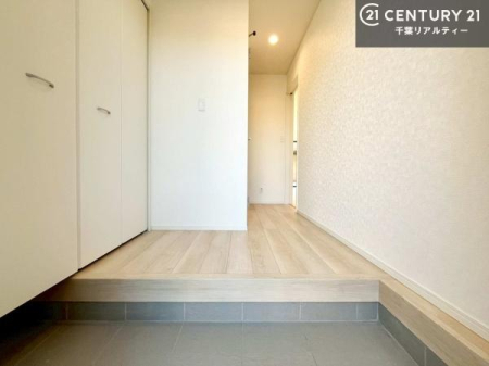 ���� ���ċA���Ă��Ă��A�������܁I�����������Ȃ�A�D�����}������Ă�����ԂɂȂ��Ă��܂��B
���邭��������錺�ւł��I