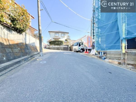 �O�ʓ��H�܂ތ��n�ʐ^ ���ӊ���A���q�l�̂���]�ɍ������������ꏏ�ɂ��ē���v���܂��B�Z��[���A�h�o�C�U�[�ɂ�邲���k������܂��B���Ђ͂��₢���킹�ɑ��Ή����܂��I���҂������܂���I