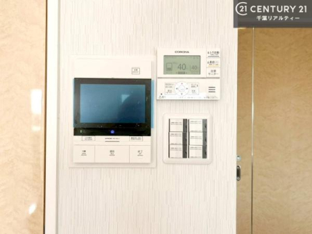 ���̑� TV���j�^�[�t���C���^�[�z���ł��q�l�̂�����Ԓ��Ȃǂ����S�ł��ˁB
�{�^���ЂƂł����C�̏������ƂƂ̂��I�I�[�g�o�X���B