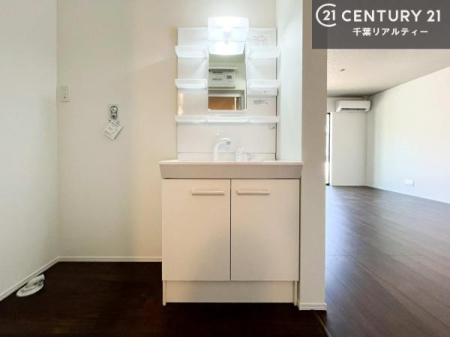 ���ʑ�E���ʏ� �g�Ȃ�𐮂�����ʏ��́A���������厖�ł��I������̐������̂��镵�͋C�����o�I�C�����悭���g�����������܂��B