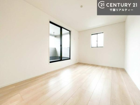 �Q�� �D���������������ޗm���́A���̖ڊo�߂��C�������ǂ������ł��ˁB���������Ԃ��������Ɖ߂������Ƃ��ł��܂��B�D�����F�����̃t���[�����O���ǂ�ȉƋ�ɂ��}�b�`���܂��I