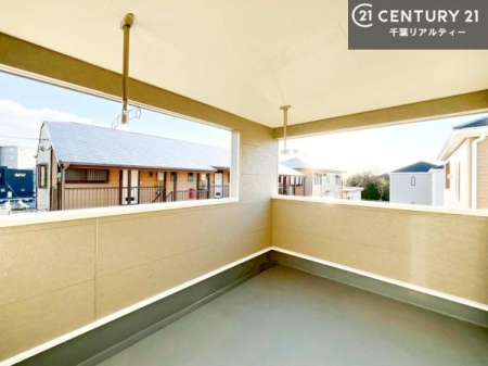 �o���R�j�[ �C���i�[�o���R�j�[�I�������t���Ă���̂ŁA�}�ɉJ���~���Ă��G��ɂ������S�I�������������J�b�g���Ă����̂ŁA���V�C�̗ǂ����́A���O�֏o�Đ[�ċz����̂��悳�����ł��I