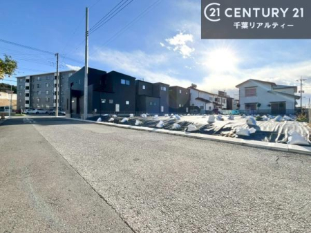 �O�ʓ��H�܂ތ��n�ʐ^ ���ӊ���A���q�l�̂���]�ɍ������������ꏏ�ɂ��ē���v���܂��B�Z��[���A�h�o�C�U�[�ɂ�邲���k������܂��B���Ђ͂��₢���킹�ɑ��Ή����܂��I���҂������܂���I