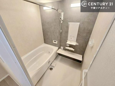 ���� �������������l�̕��͋C�̃o�X���[���́A�����o�Ă��ăo�X�^�C�����[���I
���d���撣���Ă��邲�J���ɂ��D�݂̓����̓����܂����āA�y����ł݂Ă͂������ł��傤���H