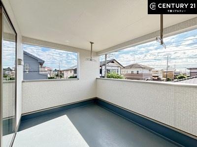 �o���R�j�[ ���[�t�o���R�j�[�I�������t���Ă���̂ŁA�}�ɉJ���~���Ă��G��ɂ������S�I�������������J�b�g���Ă����̂ŁA���V�C�̗ǂ����́A���O�֏o�Đ[�ċz����̂��悳�����ł��I