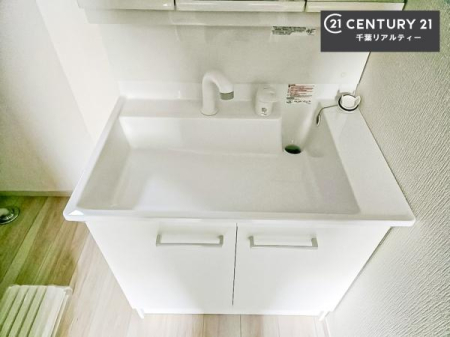 ���ʑ�E���ʏ� �[�����ʑ�{�E���́A�������˂ɂ����̂ł�����ꂪ�y�X�I���������ۂĂ܂��I
�L���C�Ȑ��ʏ��Ŏ��������̃��`�x�[�V�������オ��܂��ˁI