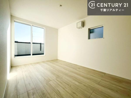 �Q�� �D���������������ޗm���́A���̖ڊo�߂��C�������ǂ������ł��ˁB���������Ԃ��������Ɖ߂������Ƃ��ł��܂��B�D�����F�����̃t���[�����O���ǂ�ȉƋ�ɂ��}�b�`���܂��I