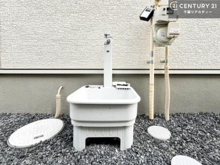 �� ����ɂ́A�O�������t���Ă��܂��I�K�[�f�j���O��ď�͂��q�l�̐��V�т��y���߂܂��I
