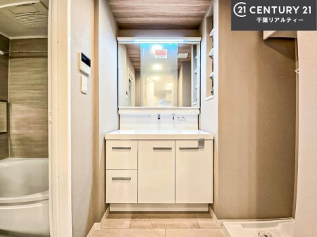 ���ʑ�E���ʏ� �g�Ȃ�𐮂�����ʏ��́A���������厖�ł��I������̐������̂��镵�͋C�����o�I�C�����悭���g�����������܂��B