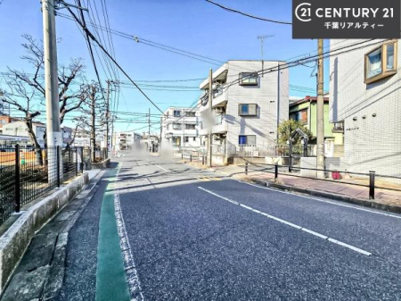 ���̑����n �u���̕����C�ɂȂ�I�v�u�������Ăǂ�ȏ��H�v�u�����Əڂ����m�肽���I�v�Ǝv������A���C�y�ɂ����k���������B