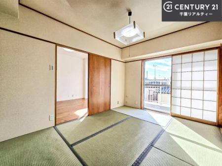 �a�� �a���ł͂��q�l���]��ł����������S�z�͂قƂ�ǂ���܂���B
�Ǝ��̍��ԂɃ}�}��p�p���Q�����Ŏg����x�e�X�y�[�X�Ƃ��Ă����p�I