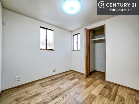 �q������ �|���o�������Ȃ��������́A���q�l�̂������Ƃ��Ă����S�ł��I
���[�X�y�[�X���[�����Ă���̂ŎU�炩�������������T�b�ƕЕt�����܂��I