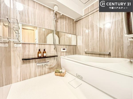 ���� �������������l�̕��͋C�̃o�X���[���́A�����o�Ă��ăo�X�^�C�����[���I
���d���撣���Ă��邲�J���ɂ��D�݂̓����̓����܂����āA�y����ł݂Ă͂������ł��傤���H