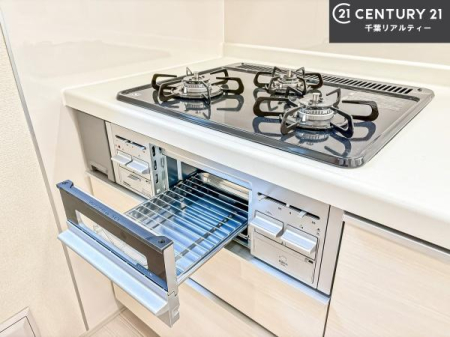 �L�b�`�� �R�����͎O������̂ł������̓����i�s���ł��܂��B
�������O�����t���ł��B�����X�y�[�X���L�X���Ă���׍�Ƃ����₷���I�g�����肪�ǂ��V�X�e���L�b�`���ł��I