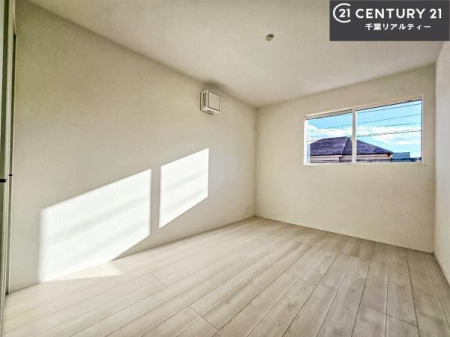 �q������ �|���o�������Ȃ��������́A���q�l�̂������Ƃ��Ă����S�ł��I
���[�X�y�[�X���[�����Ă���̂ŎU�炩�������������T�b�ƕЕt�����܂��I