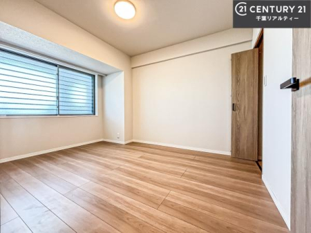 �q������ �|���o�������Ȃ��������́A���q�l�̂������Ƃ��Ă����S�ł��I
���[�X�y�[�X���[�����Ă���̂ŎU�炩�������������T�b�ƕЕt�����܂��I