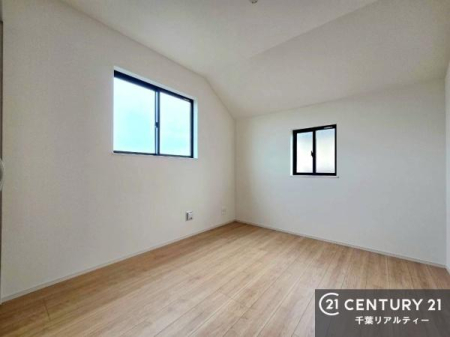 �q������ �|���o�������Ȃ��������́A���q�l�̂������Ƃ��Ă����S�ł��I
���[�X�y�[�X���[�����Ă���̂ŎU�炩�������������T�b�ƕЕt�����܂��I