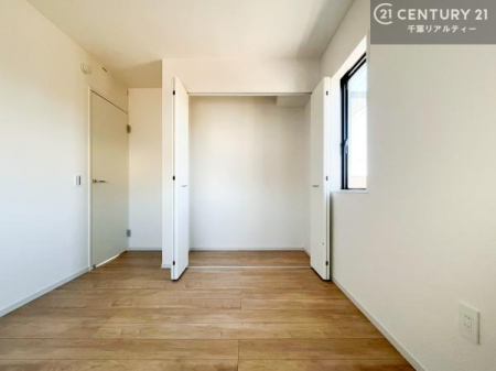 ���[ ���[�X�y�[�X�[�����Ă��܂��I�}�Ȃ��q�l�����q���Ă��U�炩�������������T�b�ƕЕt�����܂��I�������̃X�y�[�X�����܂��Ƃ肠�邨���������o���邱�Ƃ��o���܂��I