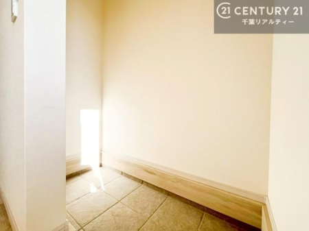 ���� �V���[�Y�N���[�N�t���ł��I�V���[�Y�����łȂ��x�r�[�J�[��܂��ݎ��]�ԁA�A�E�g�h�A�p�i���X�b�L���ƕЕt�����܂��I