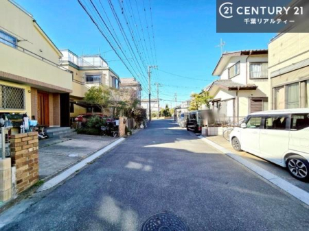 �O�ʓ��H�܂ތ��n�ʐ^ ���ӊ���A���q�l�̂���]�ɍ������������ꏏ�ɂ��ē���v���܂��B�Z��[���A�h�o�C�U�[�ɂ�邲���k������܂��B���Ђ͂��₢���킹�ɑ��Ή����܂��I���҂������܂���I