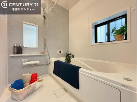 ���� �L�X�o�X�ň���̔������t���b�V���B�����L�΂���̂ŁA�����ɂ��������ƐZ����܂��ˁI�����̃o�X�^�C�����y���݂ɂȂ�܂��B