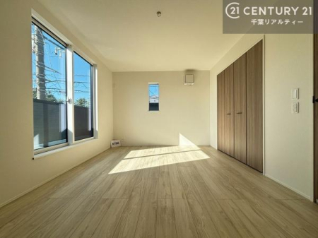 �Q�� �o���R�j�[�ɖʂ��Ă���m���ł��B���邭�����肪����A���C����������ł��܂��I���N���āA�O�ɏo�Ĕw�L�т����[�ċz�����ǂ������}������邱�Ƃ��o�������ł��ˁI