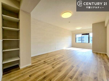 ���r���O �S�n�ǂ����r���O�͉Ƒ������R�ƏW�܂�܂��B�Ƒ��c�R�̎��Ԃ����������ł��B���Ƒ��ƁA����w�[���������Ԃ��߂��������ł��ˁB