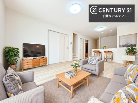 ���r���O �Ƌ��CG�p�[�X�ł��B��؂ȉƑ����W�܂邩�炱��LDK�ɂ͂�����肽���B
�q�����������C�ɏ΂��Ȃ��瑖�����Ă���p�����������u�L���Ƃɂ��ėǂ������v�Ǝv���u�Ԃł��B