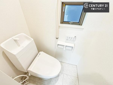 �g�C�� 1�E2�K�Ƀg�C�����������܂��I���̖Z�������ԑт��҂����ɂ��݂����ł��ˁB������Ƃ����������̂���g�C���ł�����ꂪ���₷���ł��I