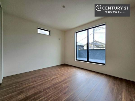 �Q�� �o���R�j�[�ɖʂ��Ă���m���ł��B���邭�����肪����A���C����������ł��܂��I���N���āA�O�ɏo�Ĕw�L�т����[�ċz�����ǂ������}������邱�Ƃ��o�������ł��ˁI