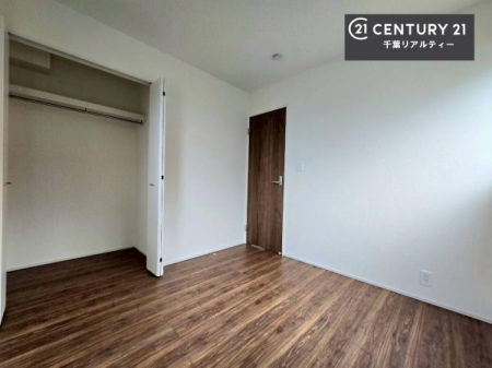 �q������ �|���o�������Ȃ��������́A���q�l�̂������Ƃ��Ă����S�ł��I
���[�X�y�[�X���[�����Ă���̂ŎU�炩�������������T�b�ƕЕt�����܂��I