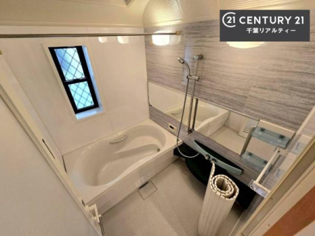 ���� �������������l�̕��͋C�̃o�X���[���́A�����o�Ă��ăo�X�^�C�����[���I
���d���撣���Ă��邲�J���ɂ��D�݂̓����̓����܂����āA�y����ł݂Ă͂������ł��傤���H