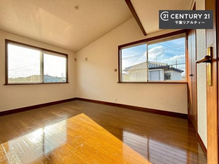 �Q�� 2�ʍ̌����m�ۂ������邢�����́A���ʂ����ǂ��A���邭��ϋ��S�n�̗ǂ���ԂƂȂ��Ă���܂��B�����b�N�X���ĉ߂�����S�n�̗ǂ��������ł��I���̖ڊo�߂��X�b�L�����܂��ˁI