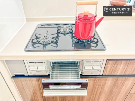 �L�b�`�� �R�����͎O������̂ł������̓����i�s���ł��܂��B
�������O�����t���ł��B�����X�y�[�X���L�X���Ă���׍�Ƃ����₷���I�g�����肪�ǂ��V�X�e���L�b�`���ł��I