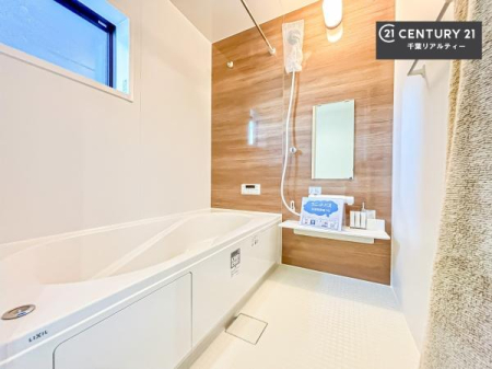 ���� �������������l�̕��͋C�̃o�X���[���́A�����o�Ă��ăo�X�^�C�����[���I
���d���撣���Ă��邲�J���ɂ��D�݂̓����̓����܂����āA�y����ł݂Ă͂������ł��傤���H