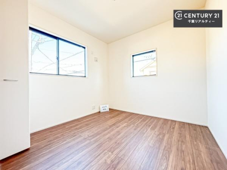 �m�� 2�ʍ̌����m�ۂ������邢�����́A���ʂ����ǂ��A���邭��ϋ��S�n�̗ǂ���ԂƂȂ��Ă���܂��B�����b�N�X���ĉ߂�����S�n�̗ǂ��������ł��I���̖ڊo�߂��X�b�L�����܂��ˁI