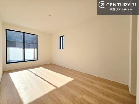 �Q�� �Z�܂��̒��ōł��v���C�x�[�g�ȋ�Ԃ����炱���A�L���ɂ��������7.75���m���B�Â��ŗ������������͋C���A�㎿�Ȗ���Ɖ��K�Ȗ������x���܂��I