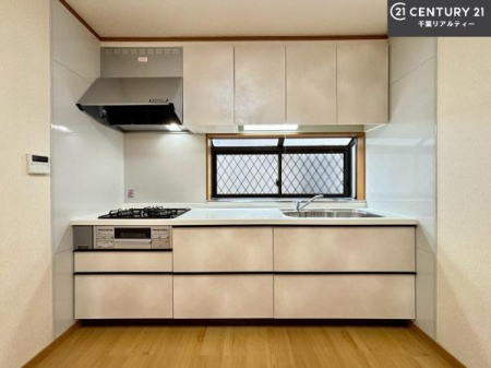 �L�b�`�� ���[�X�y�[�X���L�x�ŁA�����X�y�[�X���X�b�L���ƕЕt���Ђ�`�����p�ł��܂��I
���K�ɍ�Ƃ��ł��܂��I�����̗���������܂��I