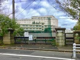 ���ӊ� �y���w�Z�z��t�s���֐X���w�Z�F600m