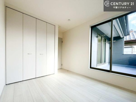 �m�� ���[�X�y�[�X�����Ă��܂��I�������X�b�L�����ڂ��鎖���ł��܂��ˁB
�Ƌ��I�΂Ȃ��V���v���ȃf�U�C���ׁ̈A�Ƌ��I�΂����C�ɓ���̋�ԍ�肪�ł������ł��ˁB